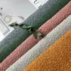 Venta al por mayor del fabricante Tela de hilo de bucle versátil Material de algodón lino DIY Tapicería suave Cojín de color sólido Funda de coche Tela para sofá
