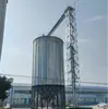 Silos para armazenamento de grãos aparafusados, usados em granjas de aves. Silos de milho feitos de chapas de aço galvanizado, fabricados por Fengdexin Zheng