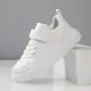 Zapatos para Niños Tenis Blancos para Niños 2026 Primavera y Otoño Niños Medianos y Grandes Zapatos de Tabla Blancos Zapatos Deportivos Estilo Campus para Niños Resistentes al Desgaste Antideslizantes
