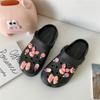 Zapatos de agujeros para mujer verano suela gruesa moda perro globo dibujos animados muñeca oso muffin realzado antideslizante playa 2022