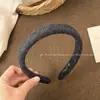 Diadema retro de alta calidad con dientes para otoño e invierno para mujer, diseñada para realzar la apariencia de la coronilla, nuevo estilo 2026, antideslizante, accesorio para el cabello versátil