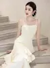 Vestido de Noche sin Tirantes para Mujer 2026 Nuevo Estilo Elegante Ajustado Vestido de Compromiso Se Puede Usar Casualmente Color Champaña Vestido de Volantes