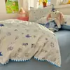 Nuevo Conjunto de Cuatro Piezas de Hilo Bouclé de Alta Calidad Clase A con Borde de Concha 2026 (Más Vendido en Xiaohongshu)