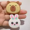 Plástico Blando Cabeza de Animal de Dibujos Animados Agujero Zapato Flor DIY Funda de Teléfono Móvil Taza de Agua Parche Pegatina de Pared Accesorios para el Cabello Accesorios Material Al Por Mayor