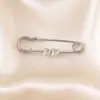 Falda de Cintura Ceñida con Pin Pantalón Cintura Cambiable Hebilla Pequeña Ajustable Pierna de Pantalón Cambiable Corto Artefacto Fijo Ropa Anti-Luz Broche Accesorios