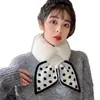 Cachecol Feminino para Outono e Inverno, Aquecedor de Pescoço Versátil, Gola de Tecido com Bolinhas Cruzadas de Pele de Coelho Sintética, Estilo Coreano Moderno e Quente