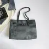 Bolsa de Mão Grande de Ombro Moda Travessia Primavera/Verão 2026 Bolsa Tote Versátil Estilosa Tendência
