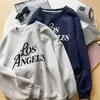 Sudadera con estampado de letras para mujer, otoño e invierno, forrada de polar, gruesa, holgada, estilo casual, estilo europeo, oversize, sin capucha, top de cuello redondo