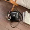 Bolso de Mujer de Gama Alta de Nicho, Retro Primavera 2026 Nuevo Bolso de Hombro Cruzado de Moda, Bolso Cubo Popular