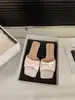 Sandalias Pequeñas Francesas Estilo Hada con Tacón Grueso y Moño Calzado de Mujer Ropa de Exterior Nuevas Sandalias de Verano 2025 con Faldas