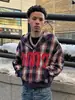 Chamarra con Cierre Hip-Hop Callejero Americano Parche Bordado Otoño e Invierno Rayas Cuadros Hombres y Mujeres Pareja Sudadera con Capucha Holgada