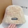 Otoño e Invierno Nuevo Estilo K Versátil Artefacto para Cara sin Maquillaje Sombrero de Pescador de Felpa para Mujer Muestra Facial Cálido Sombrero de Cubo Forrado de Felpa Pequeño