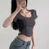 Camiseta de manga corta para mujer, estilo americano, retro, de espina de pescado, irregular, sexy, ajustada, corta, con el ombligo al descubierto, de moda.
