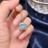 Anillo nuevo de gema colorida de diamante de alto carbono, anillo de imitación de topacio azul cielo natural, colgante y pendientes - Accesorios elegantes para fiestas y banquetes