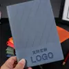 Caderno PU A5 de Alta Qualidade com Logotipo Personalizado, Brinde Corporativo, Bloco de Notas Empresarial, Capa de Couro com Textura Diagonal, Caderno de Capa Mole, Feito Sob Medida