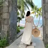 Vestido Traje de Hombros Descubiertos Estilo Puro Deseo, Conjunto de Dos Piezas Nuevo Estilo Veraniego para Chicas Sexys y Atrevidas en Color Blanco Crudo