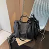 Bolso de Hombro Individual de Gama Alta Estilo Comercio Exterior para Mujer, Bolso Tote Nuevo de Moda 2026 con Patrón Tejido, Bolso Cubo Versátil para el Día a Día