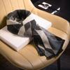 Bufanda de Lana Cuadros Blanco y Negro para Hombre, Regalo Cálido de Invierno, Calentador de Cuello Versátil de Gama Alta para Invierno, Regalo para Novio