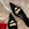 Sandalias de punta cerrada estilo francés, nueva colección 2026, para mujer, de punta fina, tacón alto calado, tacón de aguja, charol, con un moño y una correa trasera