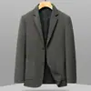 Terno Casual Masculino 2026 Outono/Inverno Estilo Chinês Embossado Leve Luxo Jaqueta Única para Jovens e Meia-Idade Moda Casual Blazer Tendência