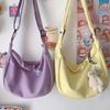 Bolso bandolera de hombro para mujer, estilo coreano, nuevo, con diseño artístico de gofres en colores caramelo, ideal para estudiantes transfronterizos, combinable y sencillo para uso diario.