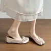 Estilo Família Su Tabi Macio~ Laço Cetim Raso Salto Grosso Bico Dividido Sapatos Femininos Casco de Porco