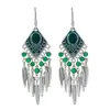 Aretes de Estilo Exótico de Venta Caliente Retro Literario Clásico Dignificado Ganchos para la Oreja Versátil Hueco Moda Borla Colgantes