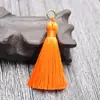 En stock al por mayor anillo colgante de ferretería borla pequeña de seda de hielo multicolor borla brillante de poliéster borla colgante para ropa bolsa