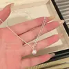 Exquisito Collar de Perlas de Doble Capa para Mujer, Nuevo Modelo 2026, Accesorio de Cadena para el Cuello en Capas, Lujo Ligero de Nicho con un Toque de Alta Gama, Cadena para la Clavícula