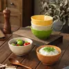 Conjunto de tigela e prato estilo retrô, pintado sob o esmalte, louça de cerâmica de alta qualidade para uso doméstico, incluindo tigelas, pratos, tigelas de arroz, tigelas de sopa e tigelas para macarrão instantâneo
