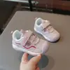 Zapatos deportivos para niños, zapatos de bebé para primavera y otoño, de suela blanda, para niños y niñas, transpirables y antideslizantes, diseñados para niños pequeños que están aprendiendo a caminar