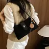 Bolso pequeño de alta gama para mujer 2026 nuevo bolso de moda elegante para mujer estilo coreano texturizado versátil para el trabajo y los desplazamientos bolso de un solo hombro