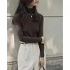 Top de punto de lana con cuello alto apilado para mujer Otoño Invierno Top base de manga larga color Azul Klein