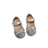 Zapatos de Cristal para Niñas 2025 Verano Nuevos Zapatos de Princesa de Moda con Lazo Zapatos Pequeños de Cuero Zapatos Individuales para Niños Bebé Suela Suave