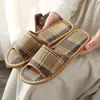 Pantuflas de ratán para el hogar de mujer antideslizantes para interior pareja hogar un hombre y una mujer primavera y verano sandalias de bambú