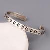 Pulsera con Patrón de Estrella de Cinco Puntas Popular en TikTok Estilo Japonés-Coreano para Mujer ins Simple Versátil Pulsera Abierta de Estrella Accesorios de Moda