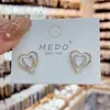 Brincos de Pingente de Zircônia Pequenos em Formato de Coração com Esmalte Estilo Coreano Design para Mulheres Celebridade da Internet Brincos com Pino de Prata Brincos de Nicho Versáteis