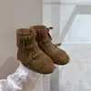 Botines Retro con Borlas para Niñas 2026 Otoño Nuevo Estilo Coreano Botas Martin de Invierno con Forro de Terciopelo y Correa con Hebilla Escarchada para Niños