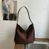 Bolso de cubo casual de gamuza de gran capacidad para mujer, nuevo bolso tote bandolera grande casual vintage 2026