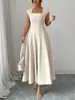 Vestido feminino longo de cor sólida, gola quadrada, corte slim, linha A, novo estilo europeu e americano, elegante e estiloso, para 2026