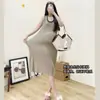 Vestido para grávidas 2024 Verão novo estilo coreano moderno cor contrastante moderno temperamento de mãe justo modelador saia de tricô