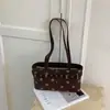 Bolso de Lunares Dulce para Mujer 2026 Nuevo Modelo Bolso de Hombro de Nicho Diario Versátil Casual para el Trabajo Bolso Tote Debajo del Brazo