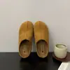 Zapatos de mujer tipo Birkenstock con suela gruesa, nueva colección otoño/invierno 2026, diseño sin cordones, media zapatilla con puntera postiza, mules para exteriores, zapatilla individual Birkenstock