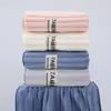 Toalla de Baño Grande de Terciopelo de Algodón, Terciopelo Coral, Absorbente y de Secado Rápido, Dormitorio de Estudiante Se Puede Envolver en Toalla de Baño para Adultos de Color Caramelo y Gorro de Ducha