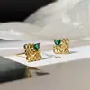 Design Exquisito, Compacto e Versátil, Brincos de Zircônia em Formato de Coração com Recorte Quadrado, Luxo Acessível, High-End, Brincos Simples e Elegantes