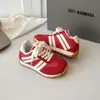 Zapatos Infantiles Dopamina Suela Suave 2025 Primavera y Otoño Nuevos Zapatos de Entrenamiento Moral para Niñas Zapatos Versátiles para Correr en el Campus para Niñas Pequeñas