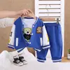 Ropa para Niños 2025 Nuevo Estilo Conjunto de Ropa de Primavera para Bebé, Conjunto de Tres Piezas de Moda para Primavera y Otoño para Niños