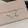Pendientes de perla modernos y dulces, de lujo ligero con un toque de alta gama, pendientes de botón simples y exquisitos con pasadores de plata 925, pendientes de moda y con estilo para mujer