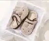 2026 Invierno Nuevas Lindas Zapatillas de Conejo Birkenstock con Piel para Mujer Hogar Antideslizantes Suela Gruesa Cálidas de Punta Cerrada de Algodón