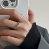 Anillo retro minimalista de nuevo diseño de Sugar Cube para mujer, ajustable, anillo cuadrado de moda de nicho de alta gama estilo ins para el dedo índice